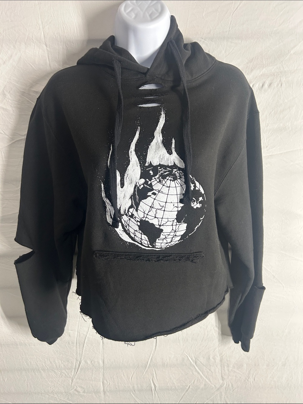 Black Graphic Flame Globe Cropped Hoodie